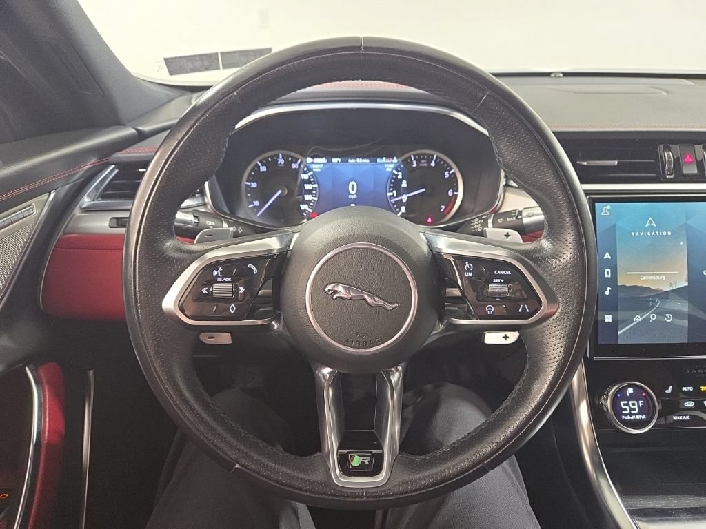 Certified 2022 Jaguar XF R-Dynamic SE AWD/4WD image 10