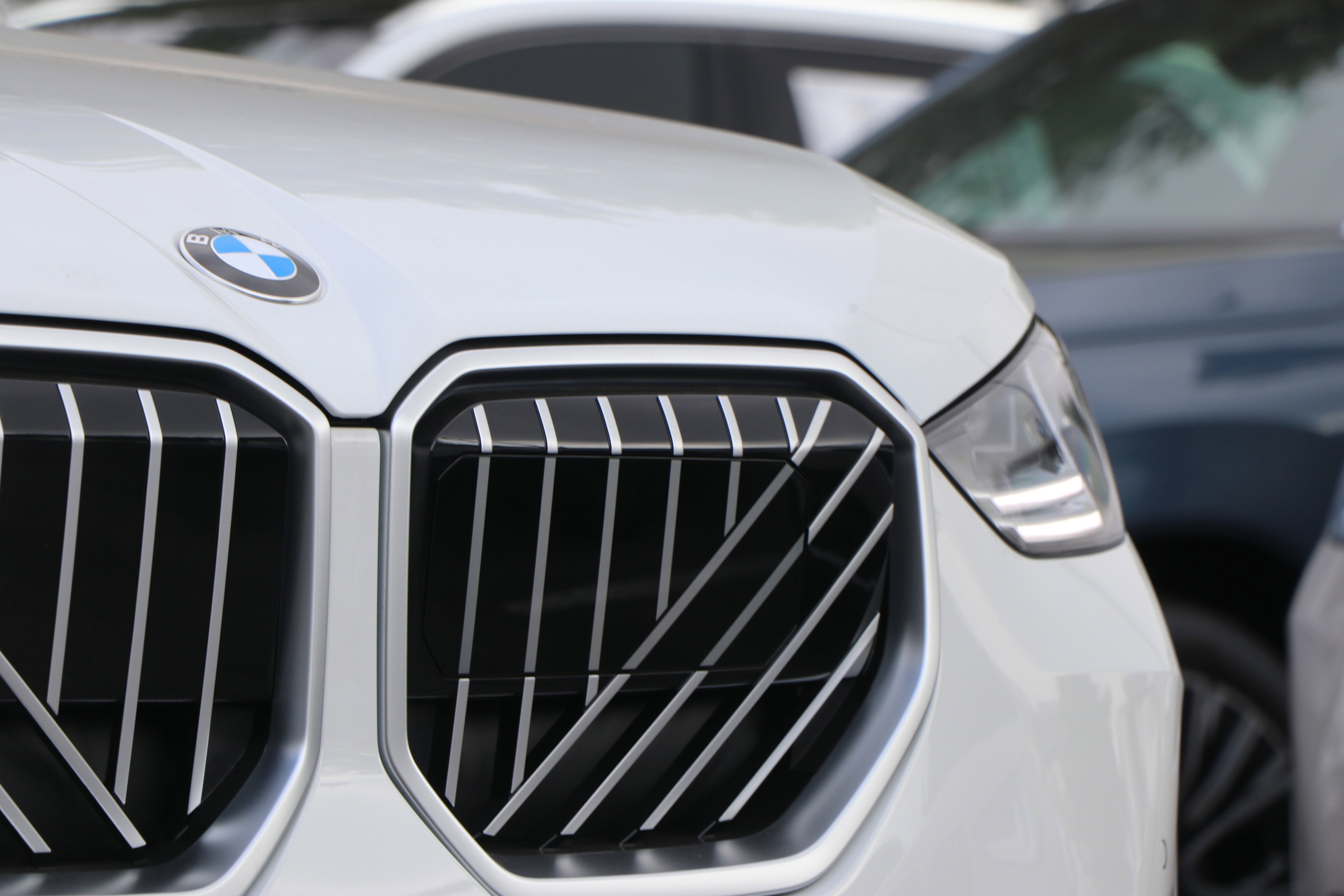 Used 2025 BMW X3 xDrive30 w/ Convenience Package AWD/4WD image 6