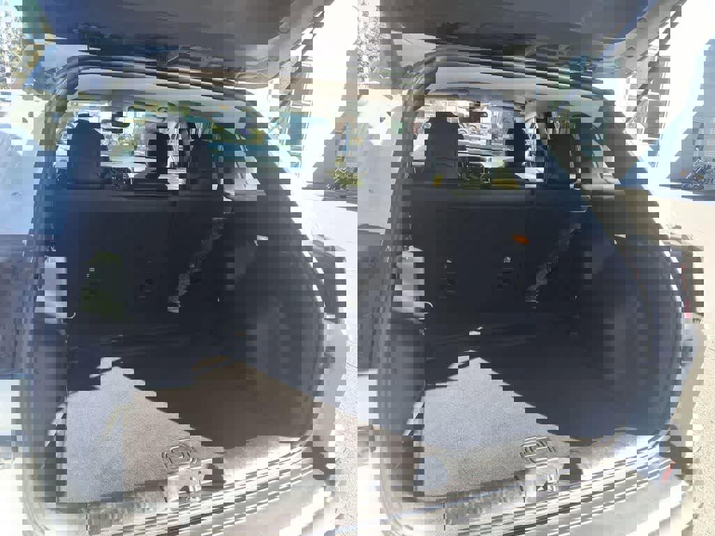 Used 2019 Jeep Cherokee Limited image 22