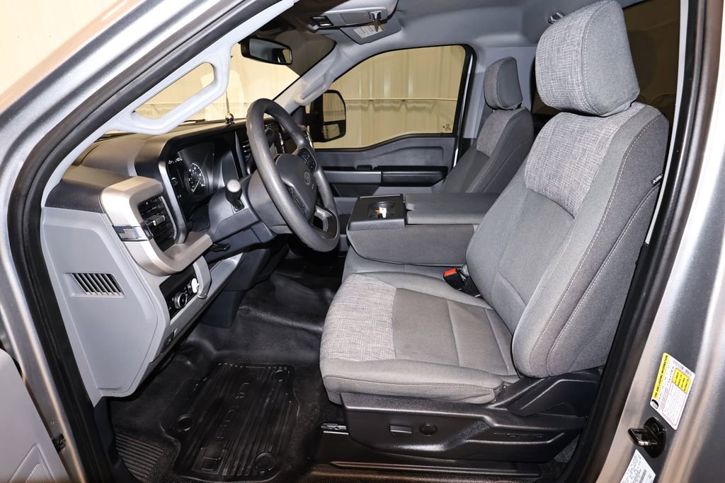 Certified 2023 Ford F350 XLT w/ 360-Degree Camera Package AWD/4WD image 13