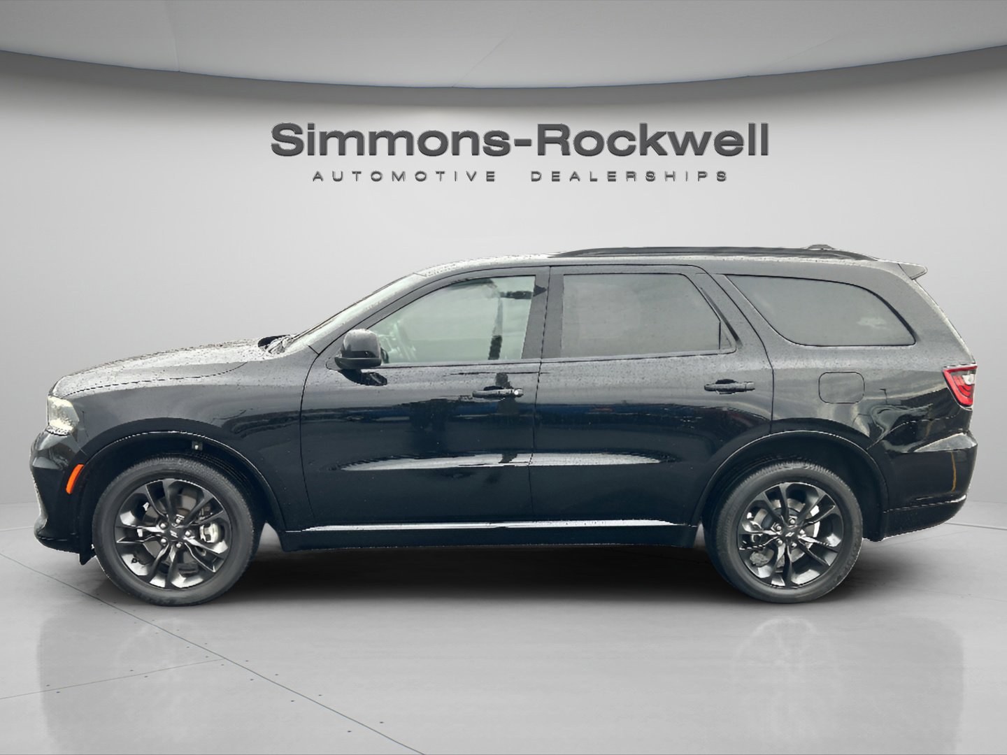 Used 2024 Dodge Durango SXT w/ SXT Blacktop Group image 8