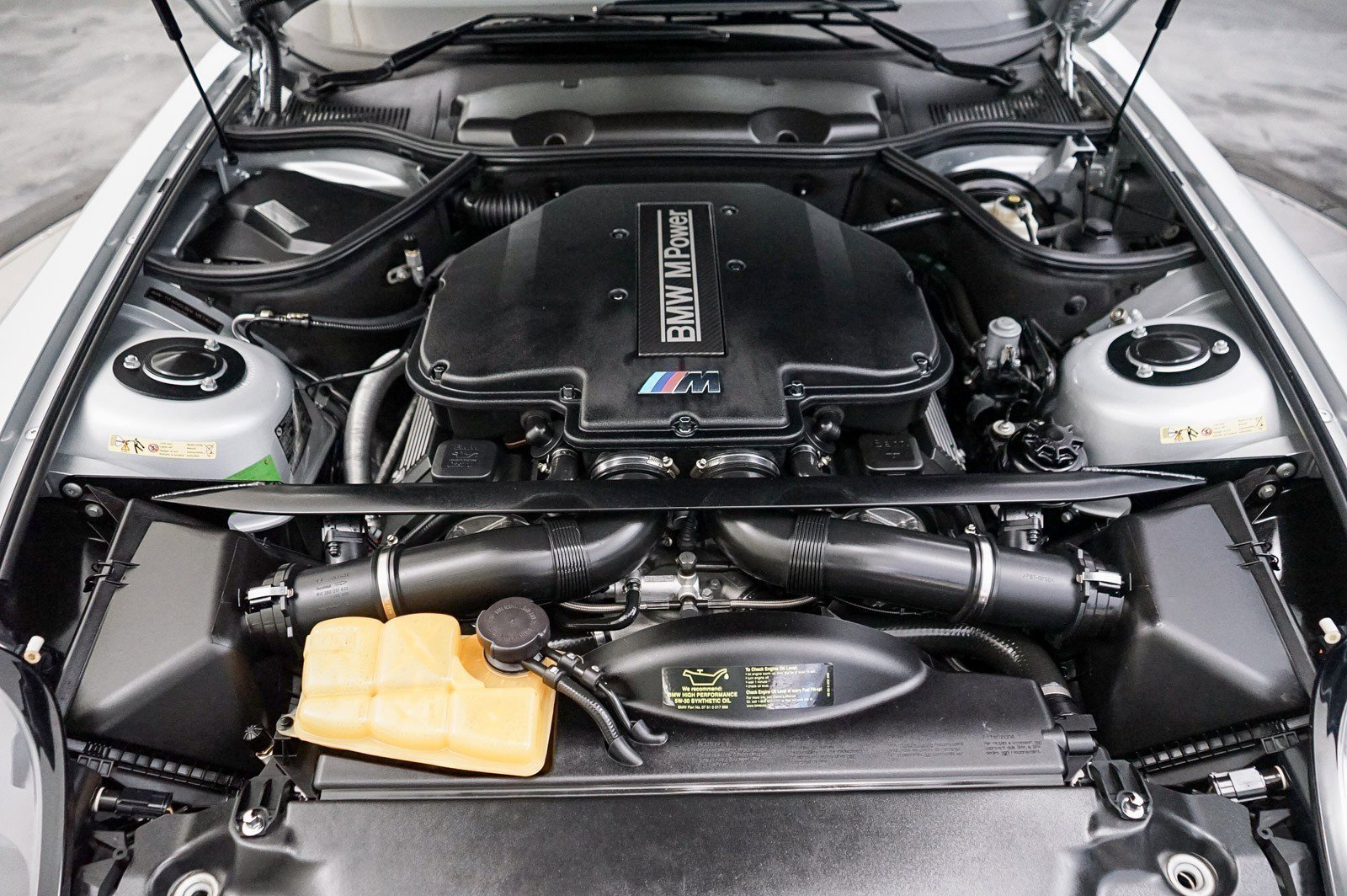 Used 2003 BMW Z8 RWD image 44