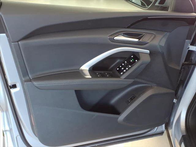 Certified 2025 Audi Q5 Premium w/ Convenience Package image 10