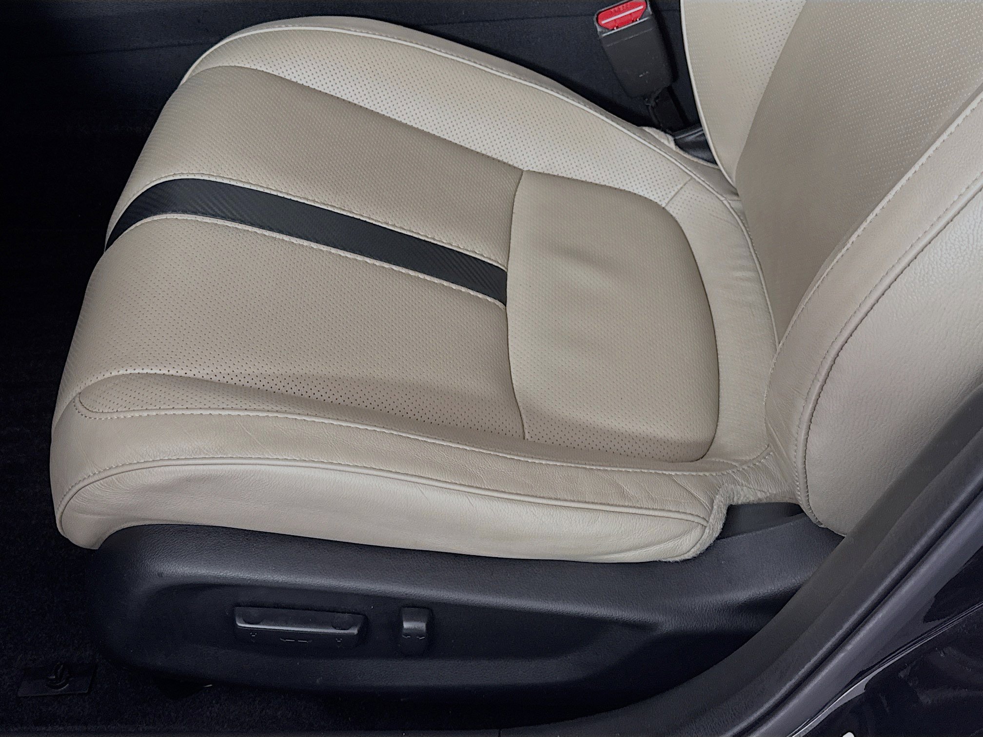 Used 2016 Honda Civic Touring image 19