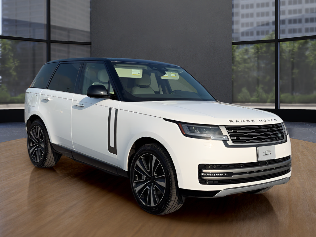 Used 2026 Land Rover Range Rover SE AWD/4WD image 3