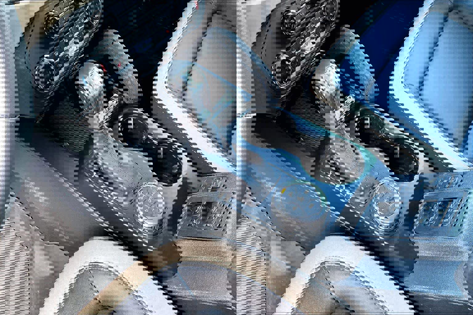 Used 2025 Ford Bronco Big Bend w/ Black Diamond Package image 23