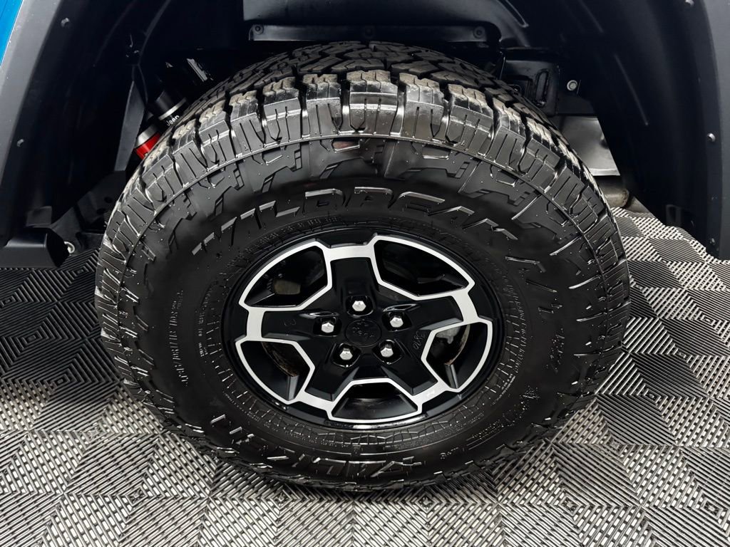 Used 2023 Jeep Gladiator Mojave w/ Cold Weather Group image 20