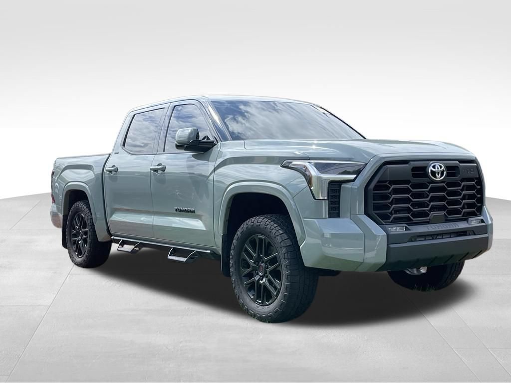 Used 2022 Toyota Tundra SR5 w/ TRD Sport Package AWD/4WD image 3