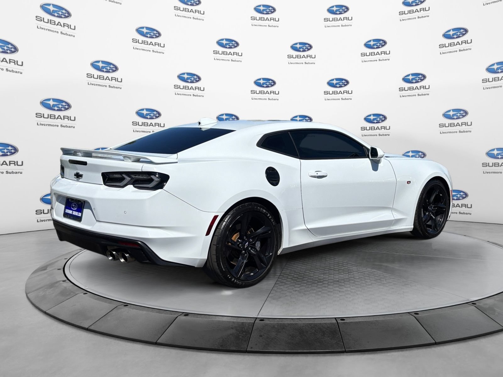Used 2020 Chevrolet Camaro SS RWD image 5