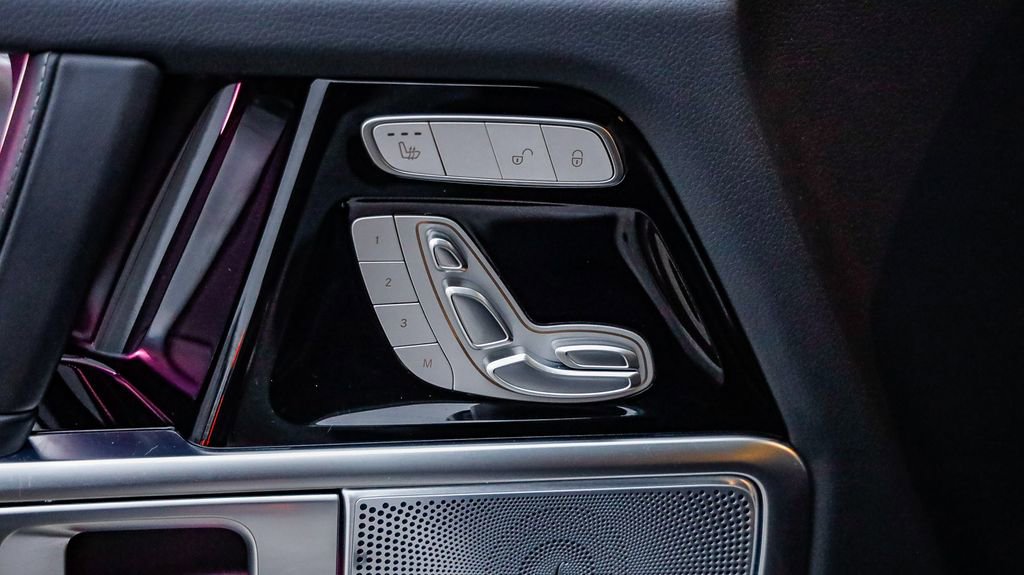 Used 2025 Mercedes-Benz G 550 image 25
