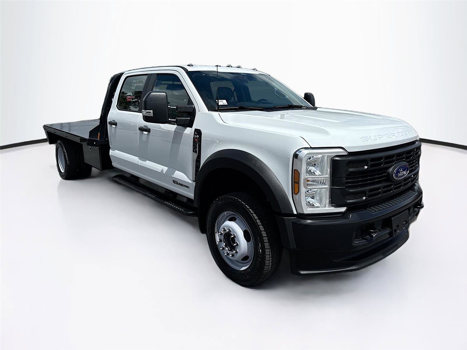 Used 2025 Ford F550 4x4 Crew Cab Super Duty image 31