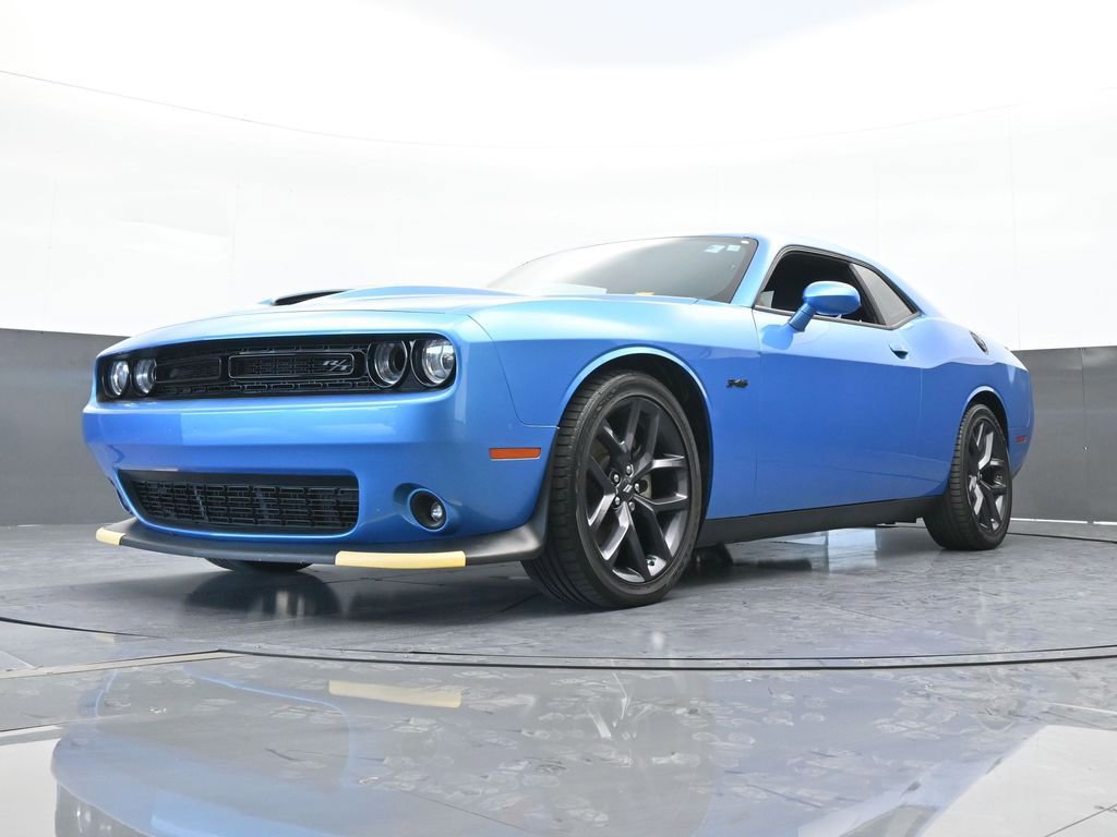 Used 2023 Dodge Challenger R/T w/ Plus Package image 47