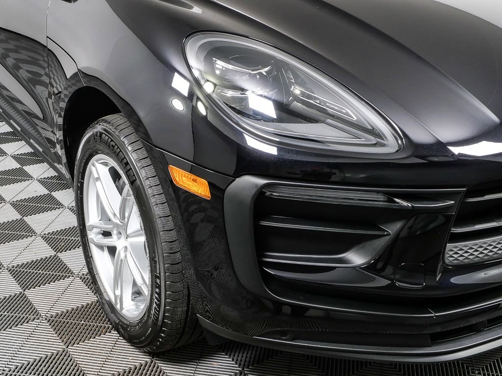 New 2026 Porsche Macan AWD/4WD image 39