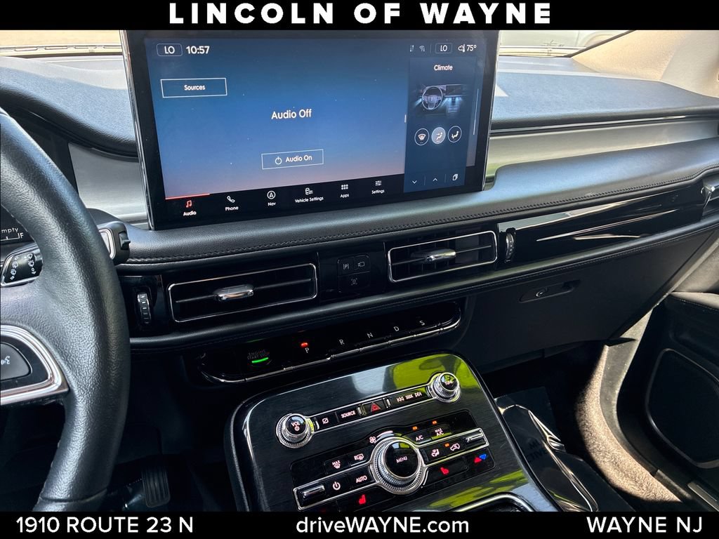 Certified 2023 Lincoln Nautilus AWD w/ Premium Package image 18
