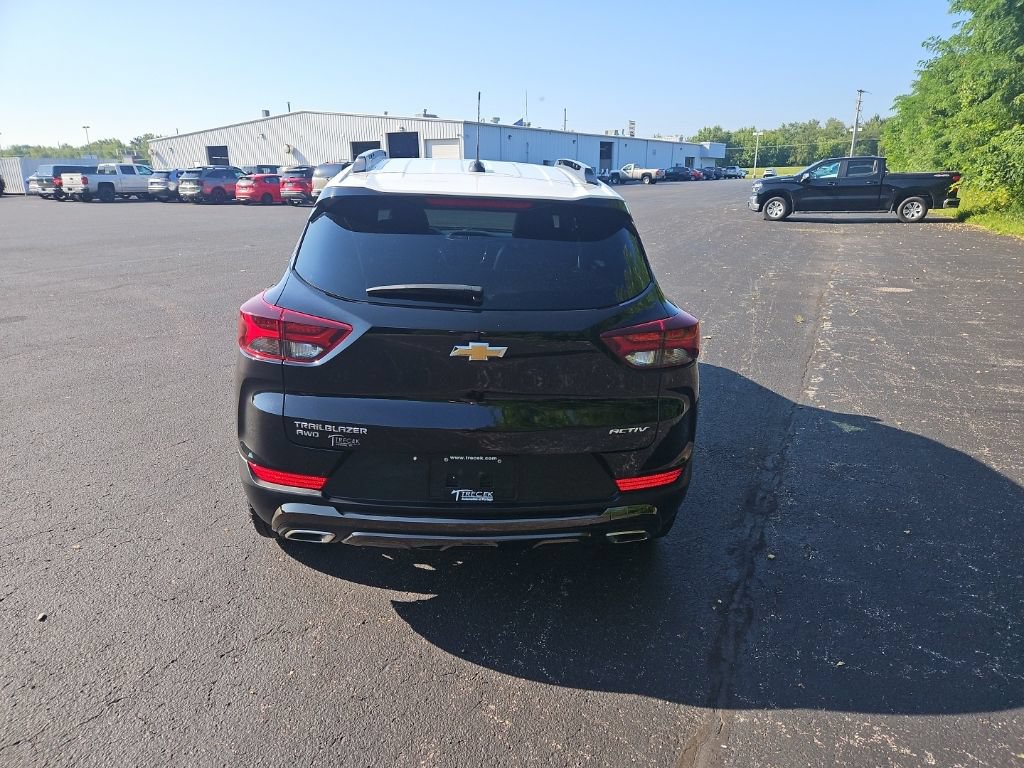 Used 2023 Chevrolet TrailBlazer ACTIV w/ Convenience Package AWD/4WD image 6