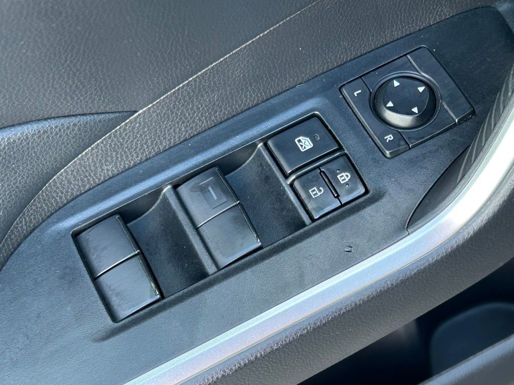 Used 2021 Toyota RAV4 LE image 56