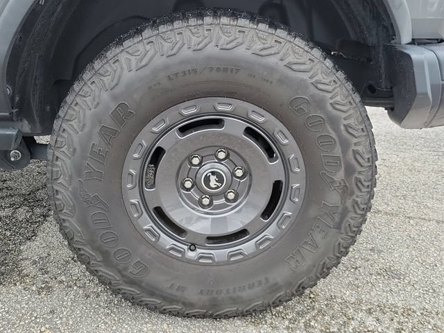Used 2023 Ford Bronco Everglades AWD/4WD image 8