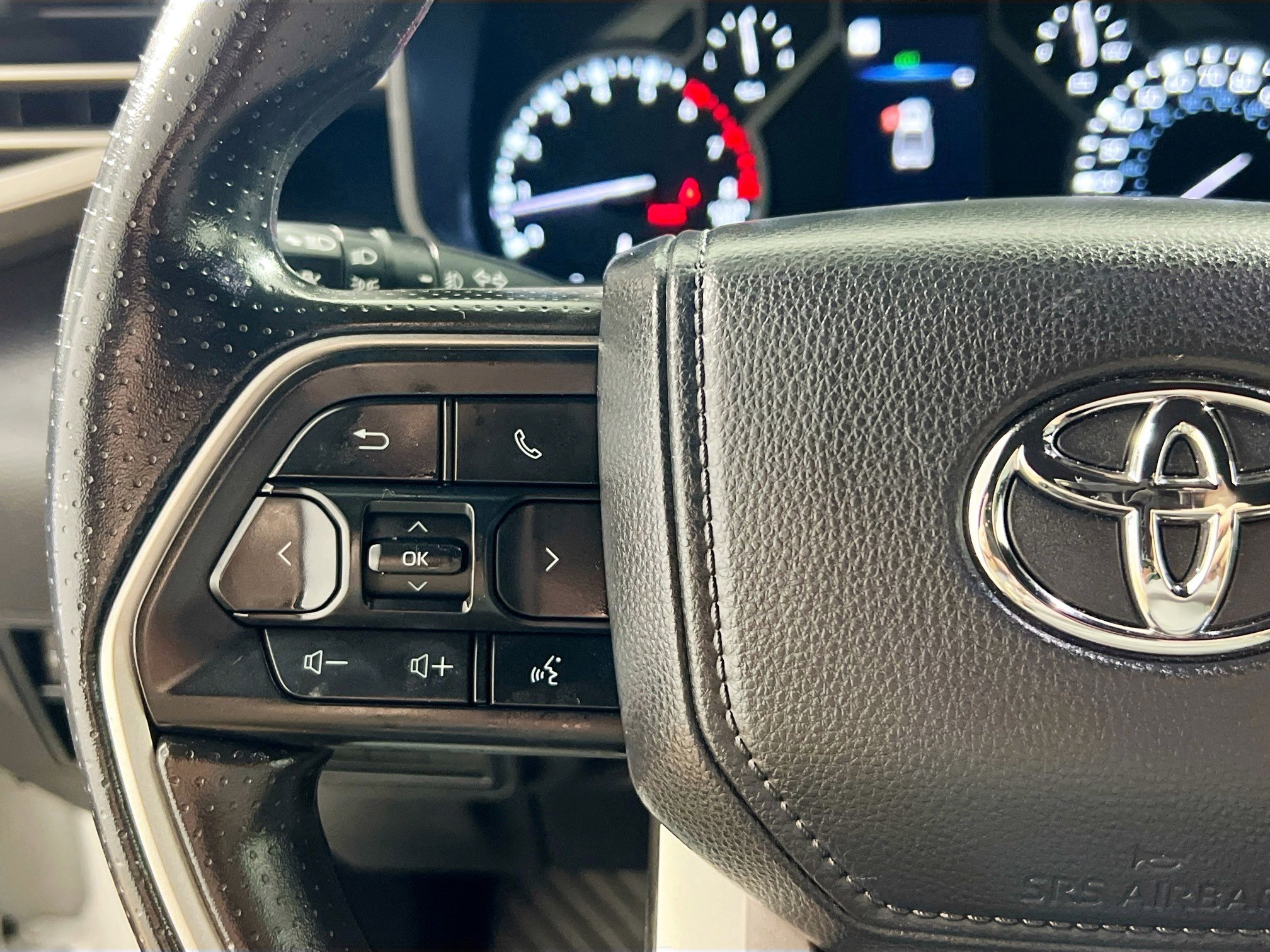 Used 2025 Toyota Tundra SR5 image 18