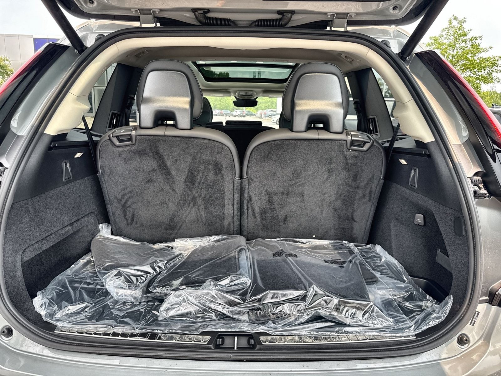 New 2026 Volvo XC90 B6 Ultra w/ Protection Package AWD/4WD image 27