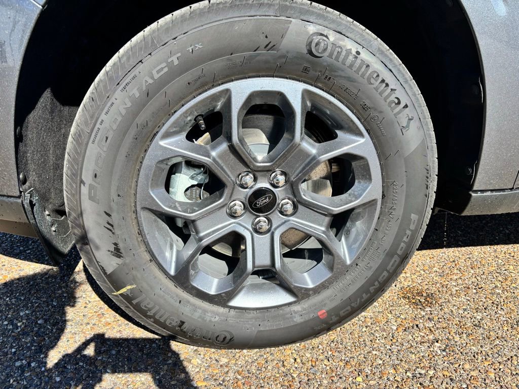 New 2025 Ford Maverick XLT FWD image 9