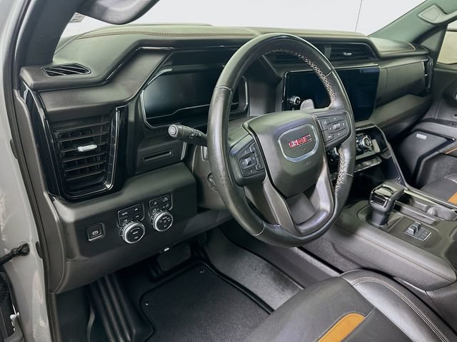 Used 2024 GMC Sierra 1500 AT4 w/ AT4 Preferred Package AWD/4WD image 11