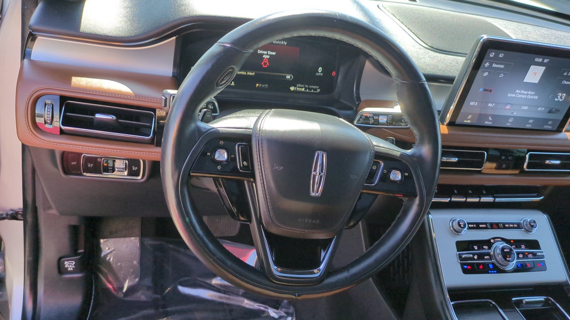 Used 2023 Lincoln Aviator Reserve w/ Equipment Group 201A RWD image 17