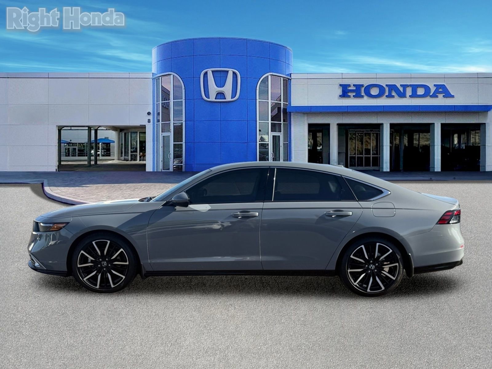 Used 2025 Honda Accord Touring image 3