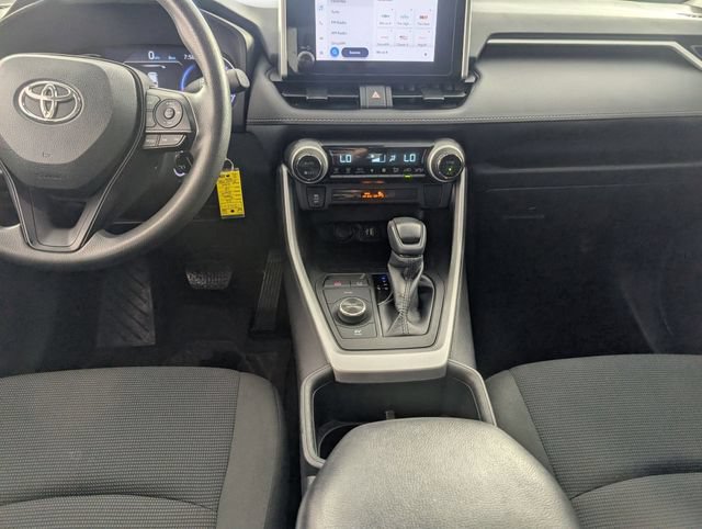 Used 2023 Toyota RAV4 LE AWD/4WD image 22