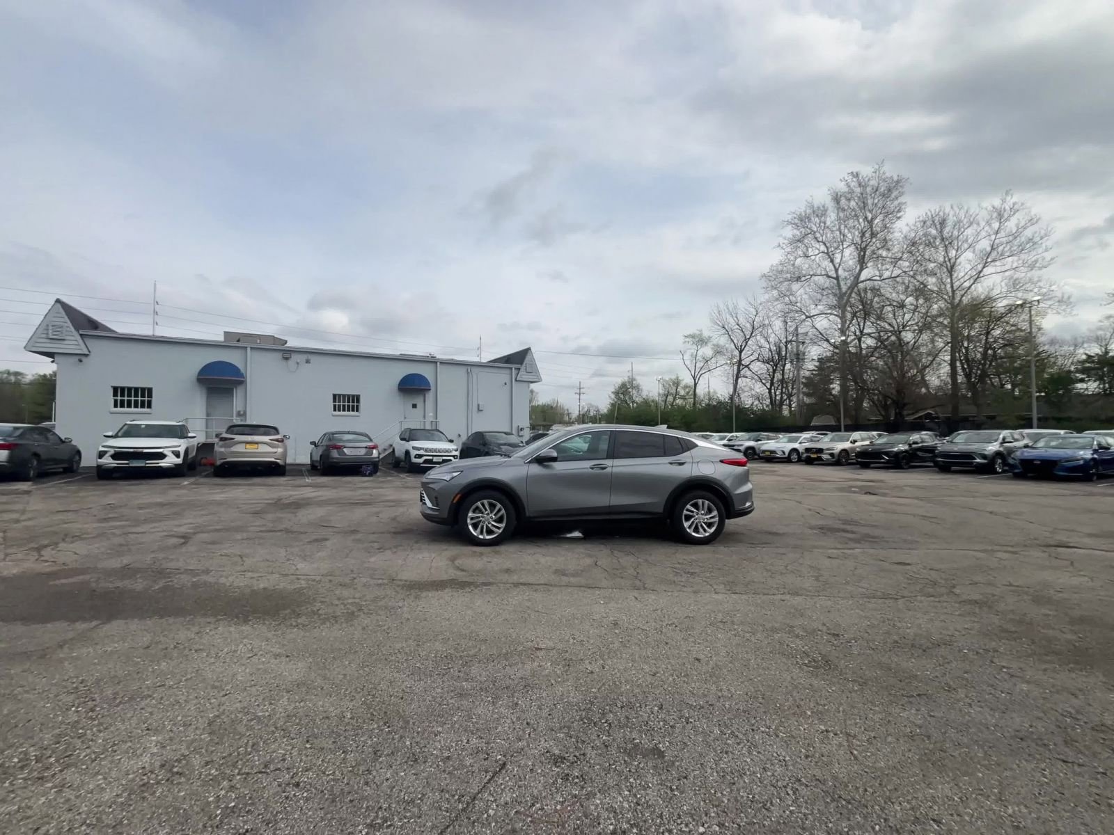 Used 2025 Buick Envista Preferred image 14