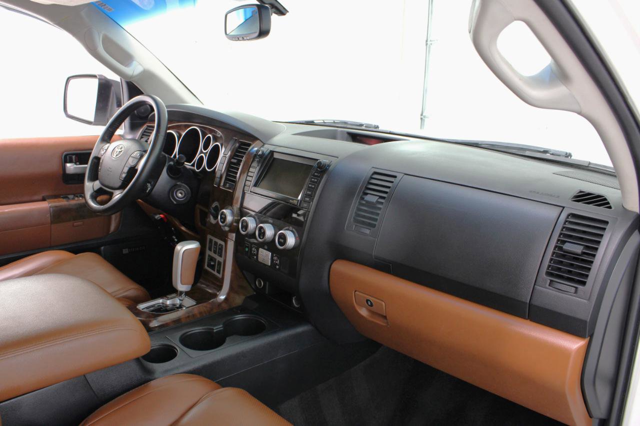 Used 2008 Toyota Sequoia Platinum image 49