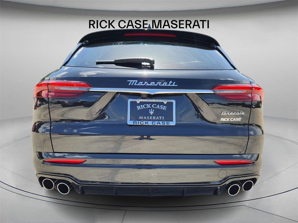 New 2025 Maserati Grecale GT image 4