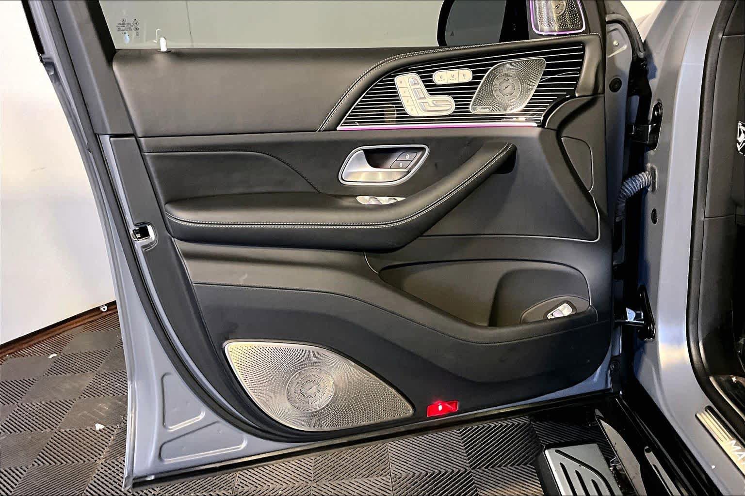 Certified 2023 Mercedes-Benz Maybach GLS 600 4MATIC image 22