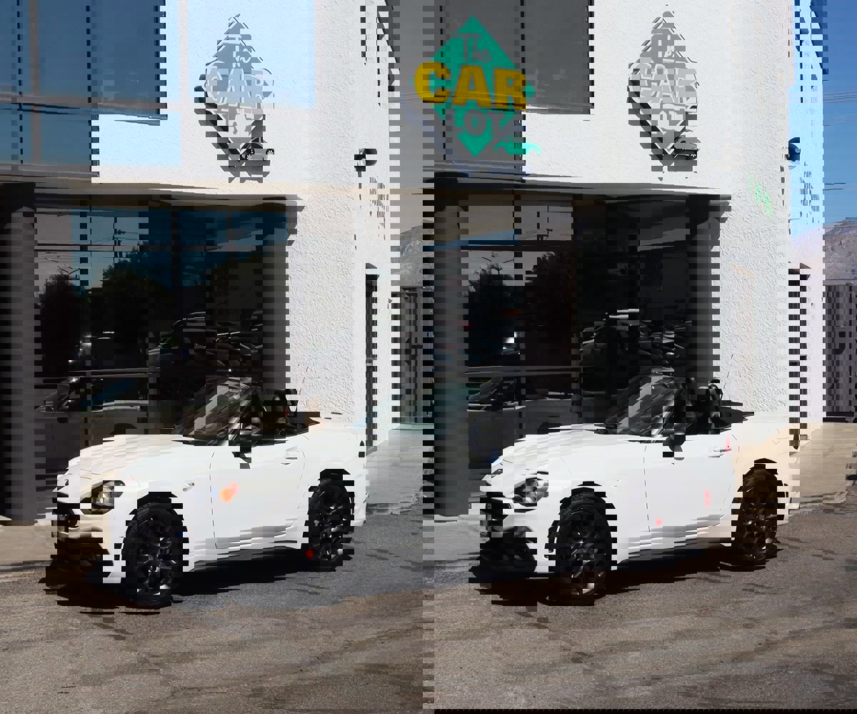 Used 2017 FIAT 124 Spider Abarth image 8