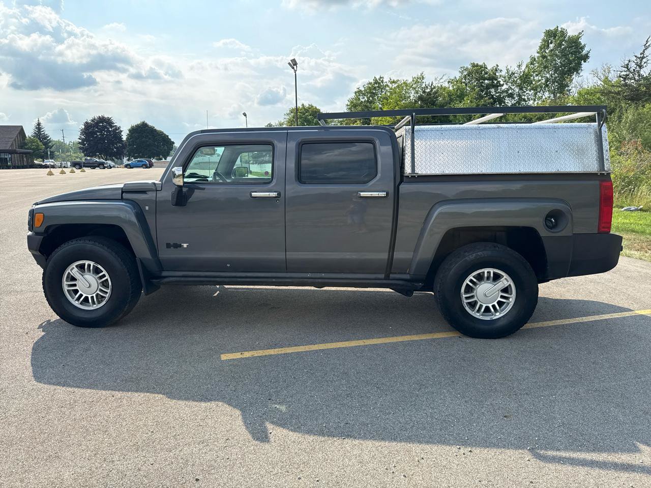 Used 2009 HUMMER H3T Alpha AWD/4WD image 9