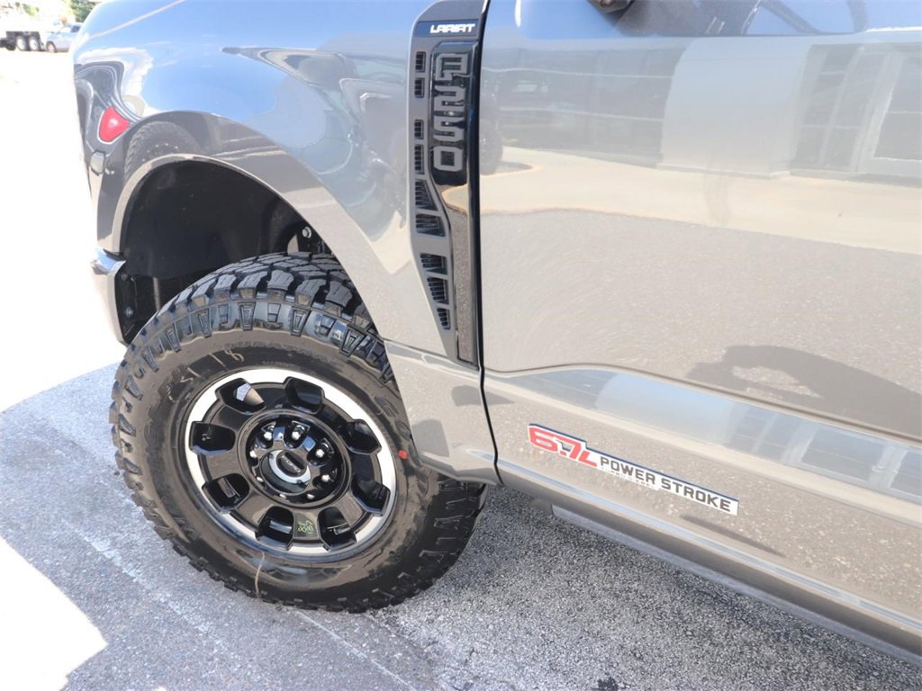 New 2026 Ford F250 Lariat image 4