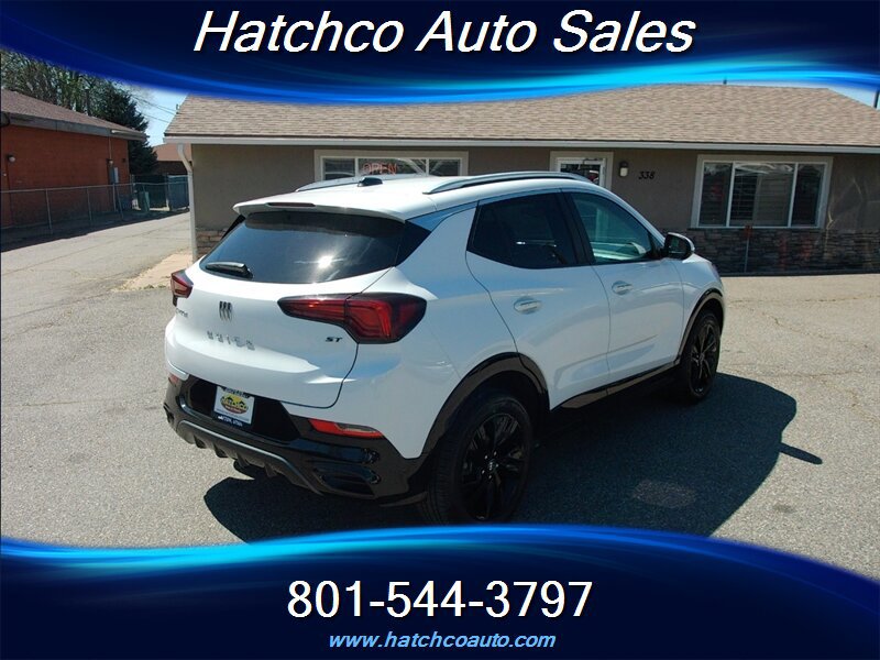 Used 2024 Buick Encore GX Sport Touring AWD/4WD image 5