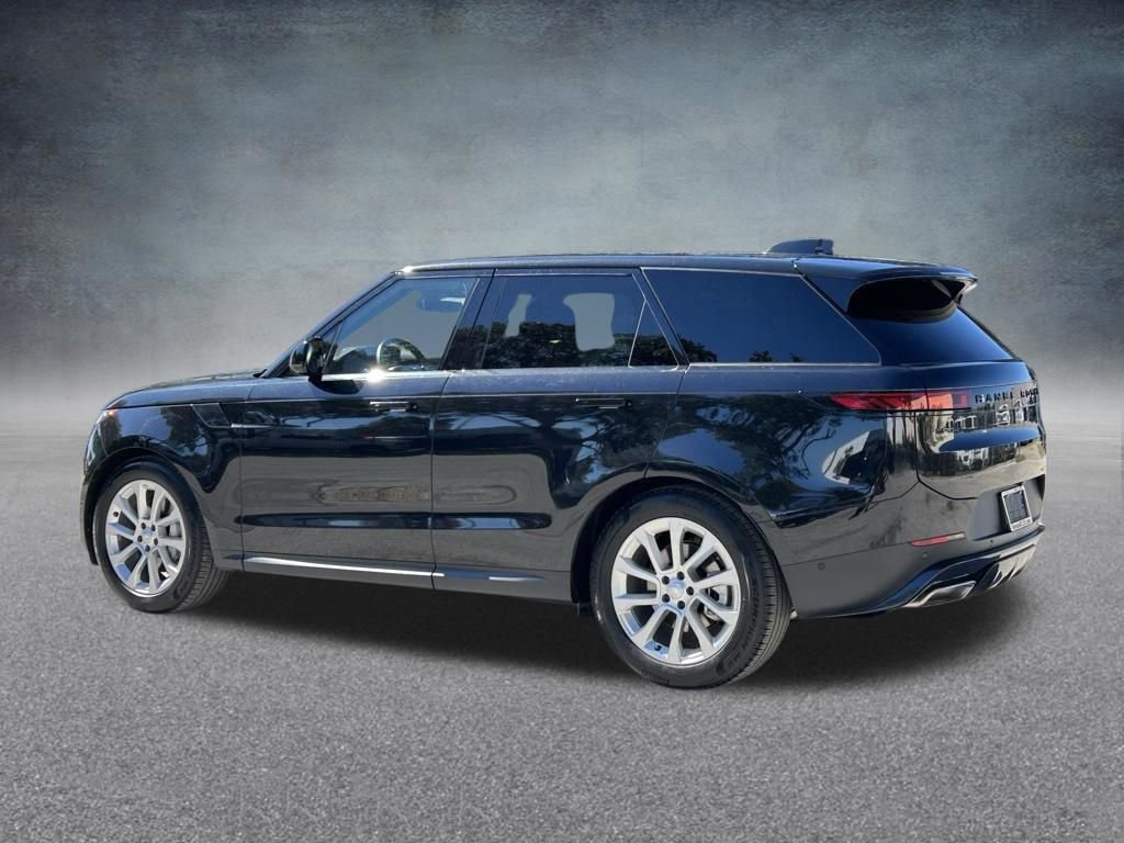 Used 2025 Land Rover Range Rover Sport SE image 8