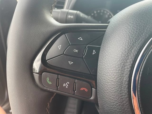 Used 2021 Jeep Renegade Latitude AWD/4WD image 28