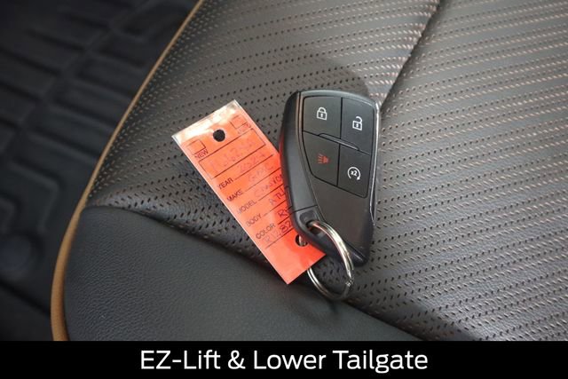 Used 2024 GMC Canyon AT4 w/ AT4 Premium Package image 39