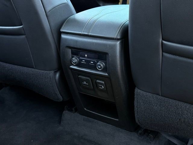 Used 2021 Chevrolet Traverse RS image 23