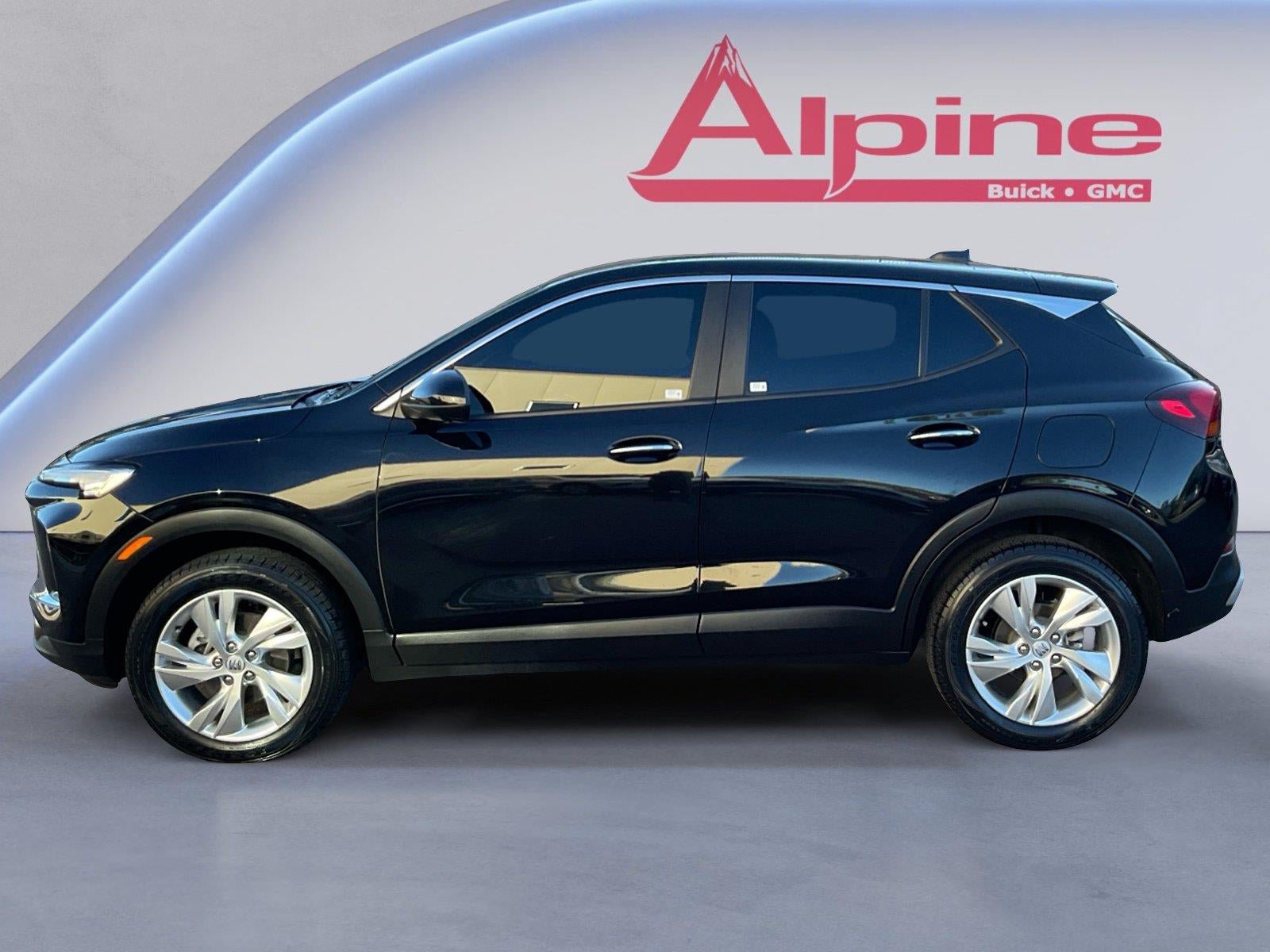 Certified 2024 Buick Encore GX Preferred w/ Advanced Technology Package AWD/4WD image 2