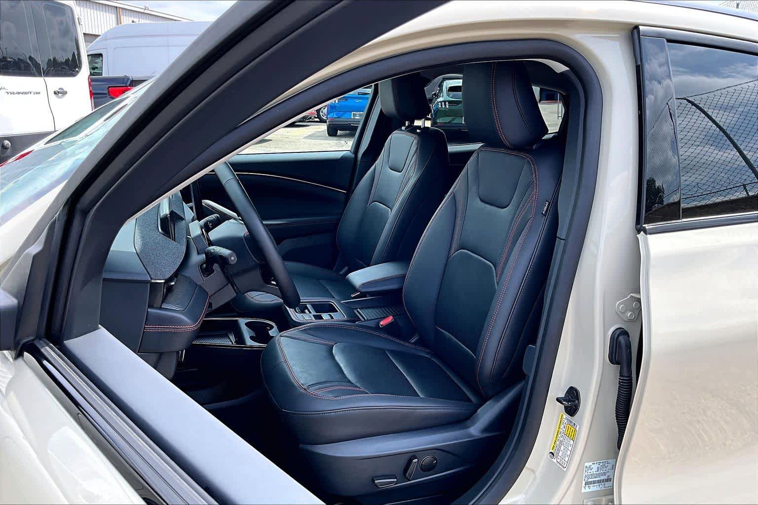 Used 2025 Ford Mustang Mach-E Premium w/ Sport Appearance Package AWD/4WD image 12