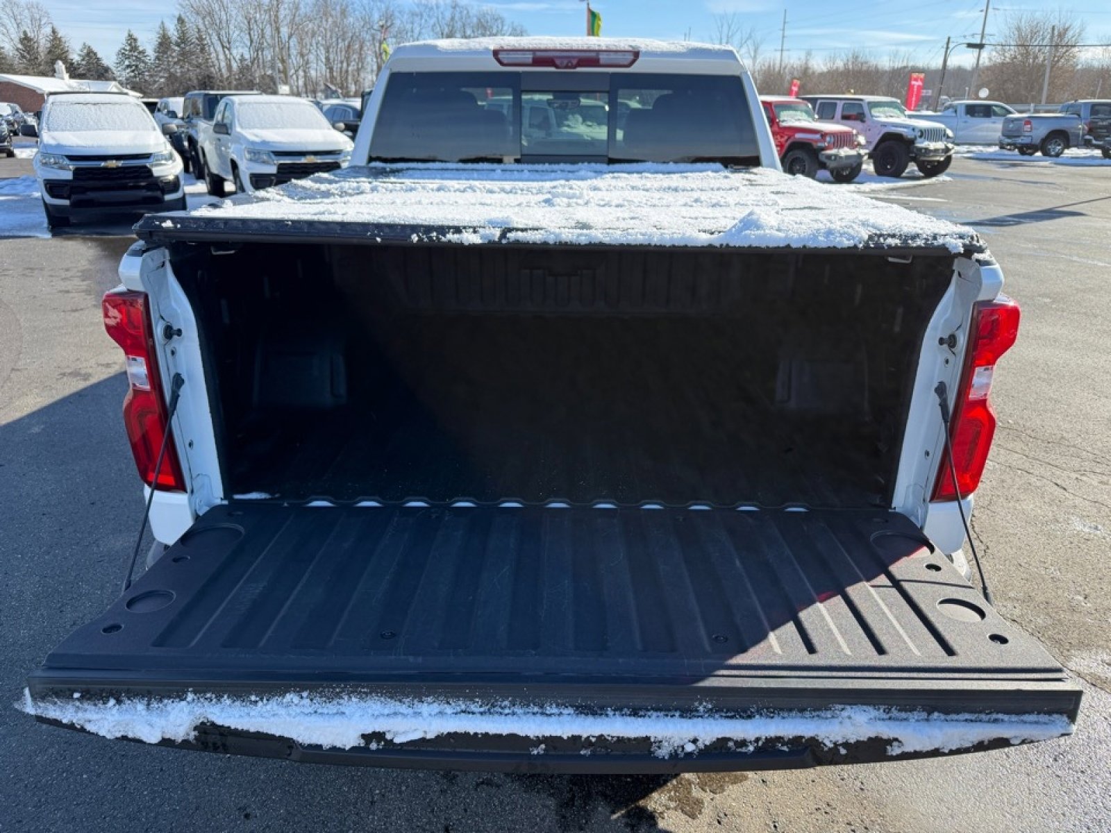 Used 2022 Chevrolet Silverado 1500 LTZ w/ Technology Package image 39