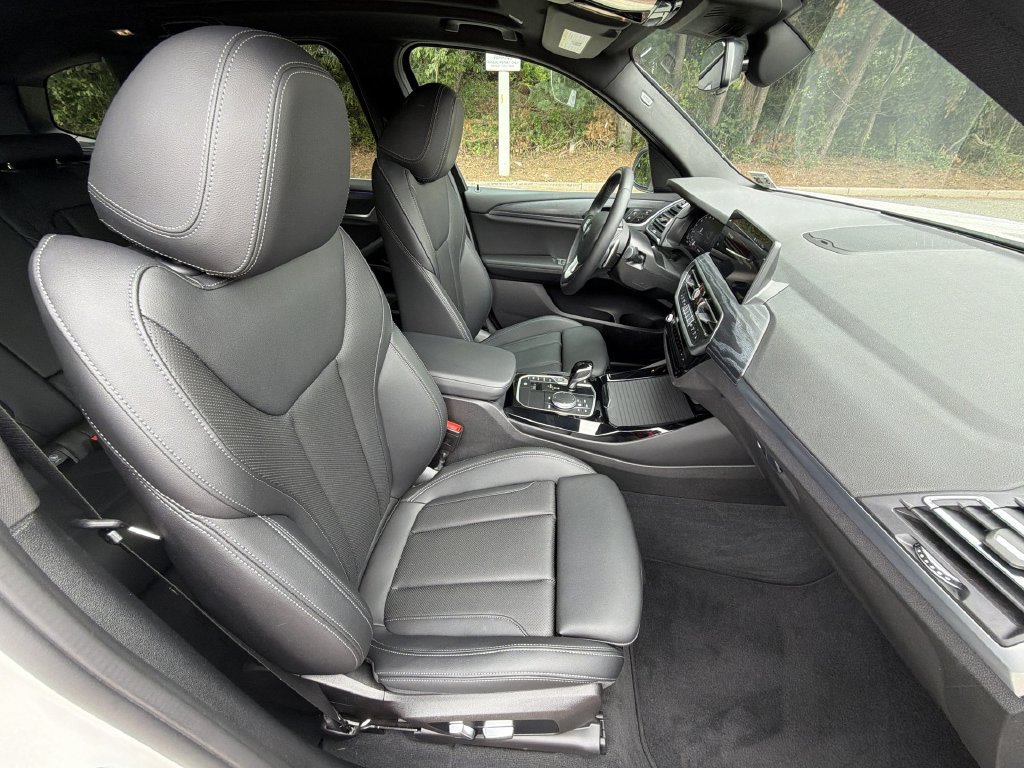 Used 2023 BMW X3 xDrive30i w/ Convenience Package AWD/4WD image 22
