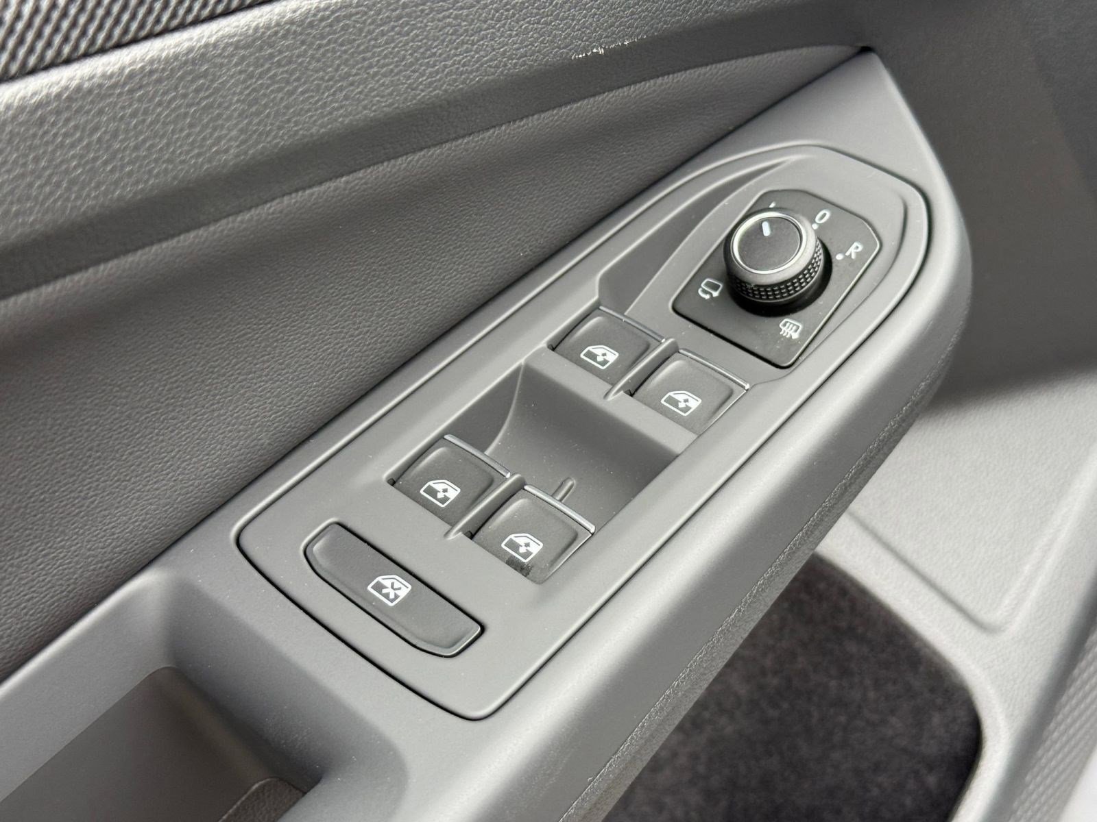 New 2026 Volkswagen GTI SE image 19