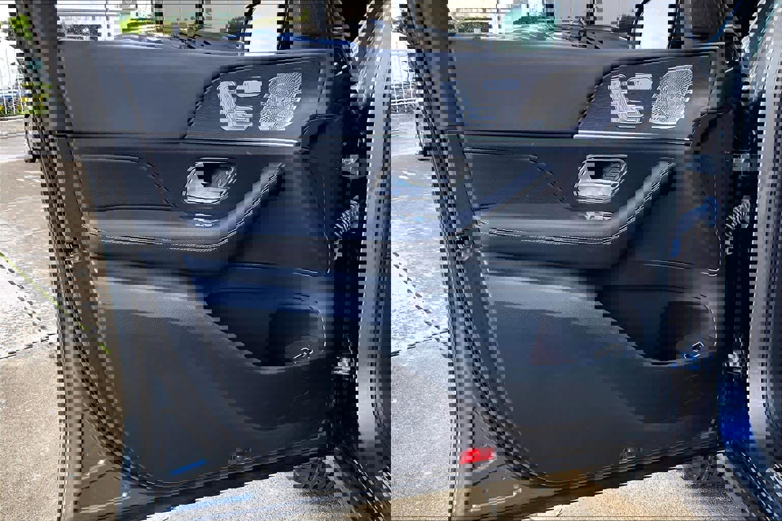 Used 2023 Mercedes-Benz GLE 350 4MATIC image 41