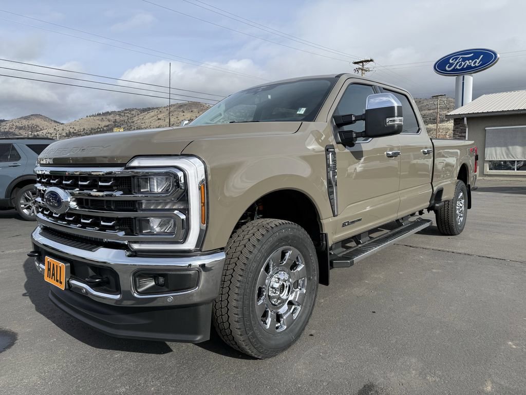 New 2026 Ford F350 Lariat w/ Lariat Premium Package