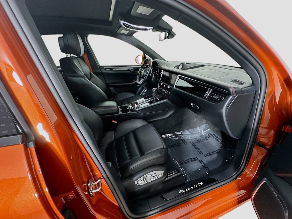 Certified 2024 Porsche Macan GTS AWD/4WD image 30