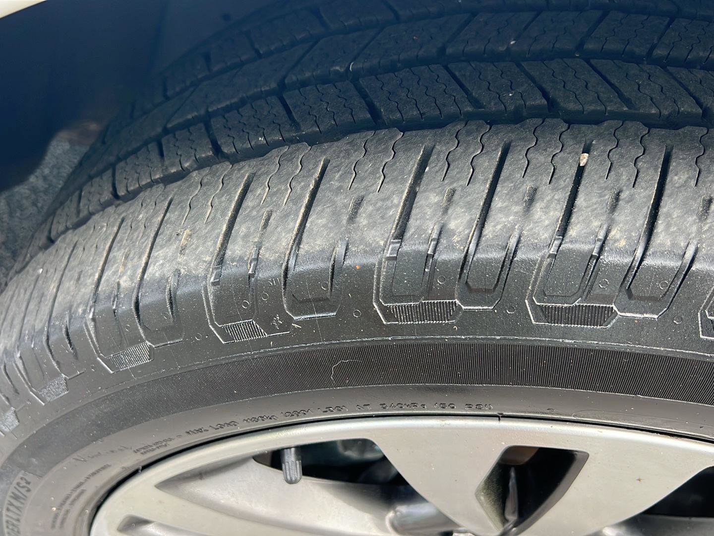 Used 2021 Ford Expedition Limited image 46