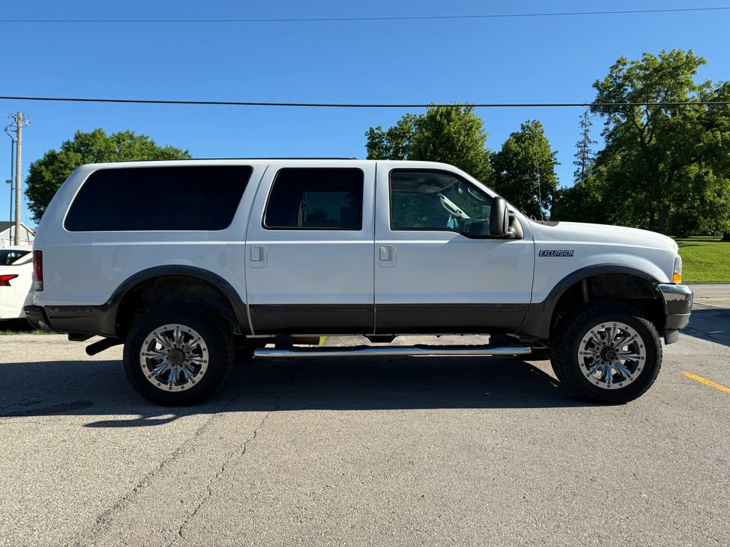 Used 2004 Ford Excursion 4WD image 4